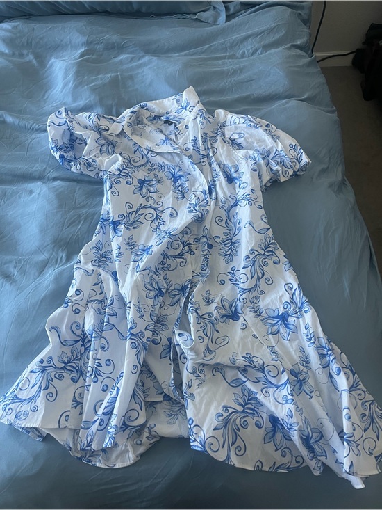 Dresses & Skirts - White Button-Front Dress with Blue Floral Print